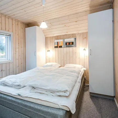 بيت للعطل 4 Bedroom Gorgeous In